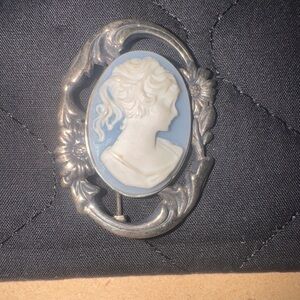 Classic Blue and White Cameo Brooch - Elegant Women's Jewelry